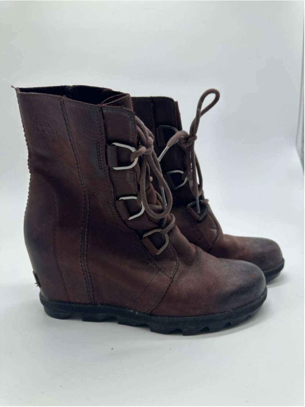 Sorel Joan of Arctic Wedge II leather ankle boots – Women's US 9 / EU 40